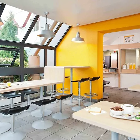 Hotel Hotelf1 Witz A1 Rénové