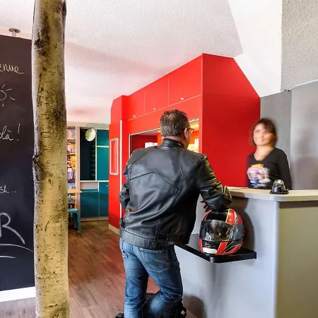 Hotelf1 Witz A1 Rénové * Saint-Witz