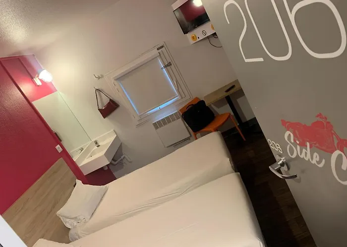 Hotelf1 Witz A1 * Saint-Witz